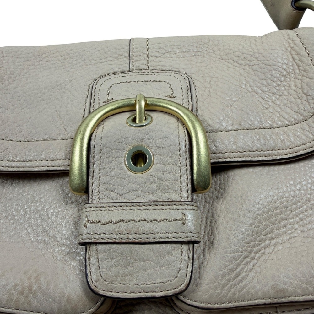 Coach Y2K Soho Bag M0769-11842   Beige Pebbled Leather Buckle Shoulder Bag - Picture 5 of 10